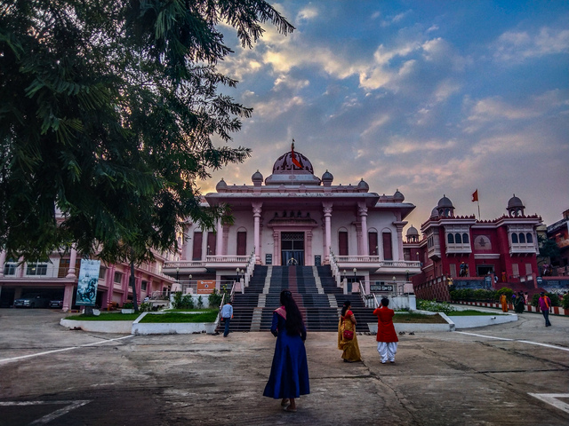 Photo by nsaivarun chitrapustakam