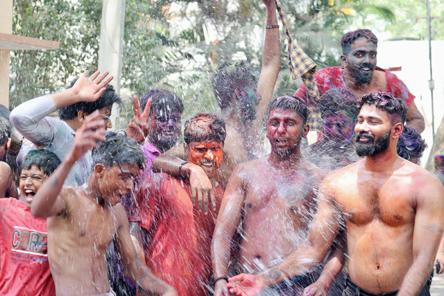 Photo by Manoj Kulkarni